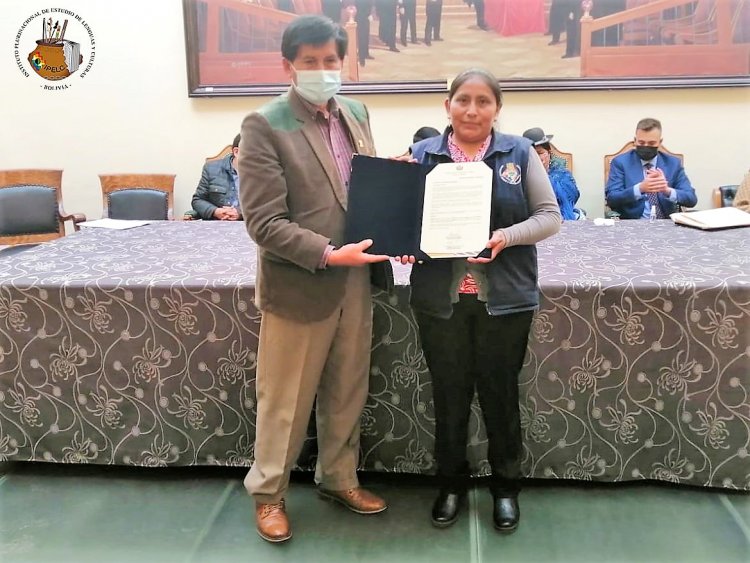 INSTITUTO DE LENGUA Y CULTURA DE LA NACIÓN AYMARA, DEPENDIENTE DEL IPELC. RECIBE MERECIDO RECONOCIMIENTO POR LA CÁMARA DE SENADORES.