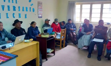 Qullana Aymara Kamani Jach'a Utana irnqirinaka jilata Walter Gutierrez Mena DIRECTOR GENERAL EJECUTIVO irpirimpi  amuykipapxiwa kunjamsa aymara aru ukhamaraki sarawinakasa ch'amanchataski