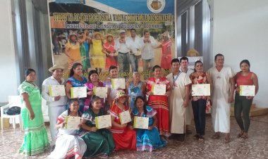FERIA LINGÜÍSTICA CULTURAL Y ENTREGA DE CERTIFICADOS DE IDIOMA ITONAMA