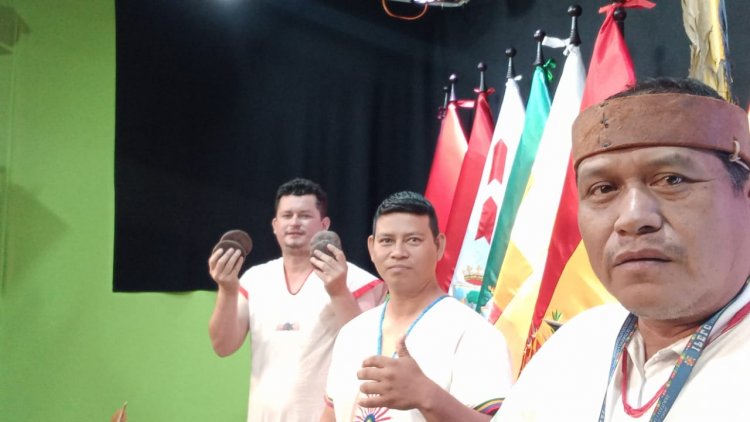 TÉCNICOS DEL ILC ITONAMA PARTICIPAN DE GRABACIONES EN EL 1er. ENCUENTRO DE LOS INSTITUTOS DE LENGUAS Y CULTURAS DEL ESTADO PLURINACIONAL DE BOLIVIA.