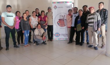 CURRICULOS REGIONALIZADOS EN SU IMPLEMENTACIÓN EN EL SISTEMA EDUCATIVO PLURINACIONAL