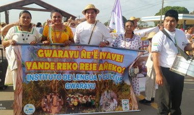ILC GWARAYU dependiente del IPELC, participaron en la entrada Folclórica Cultural, dando realce a los 196 aniversario de Ascension de Guarayos.