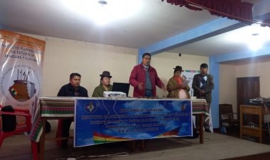 Taller de priorización y armonización de Currículo Regionalizado Aymara