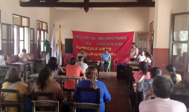 Armonizacion de contenidos para la construccion de Curriculo Unico Plurinacional con los docentes del distrito de Urubicha-Guarayo