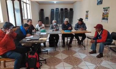 QHIRUSIK WASI - ILC QUECHUA  QHISUYAK tantakuy wasipi " TALLER DE PLANIFICACIÓN PARA LA ELABORACIÓN DEL PLAN ESTRATÉGICO DEL CONSEJO EDUCATIVO DE LA NACIÓN QUECHUA" llamk'ay ñawpaqman apakuchkan