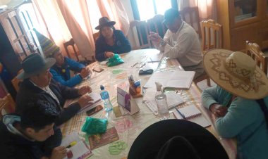 QHIRUSIK WASI, QHISUYAK WASIMANTA UMALLIQKUNA, IPELC WASIMANTA KAMACHIQ CENAQ WASIPI TANTAKUY APAKUCHKAN