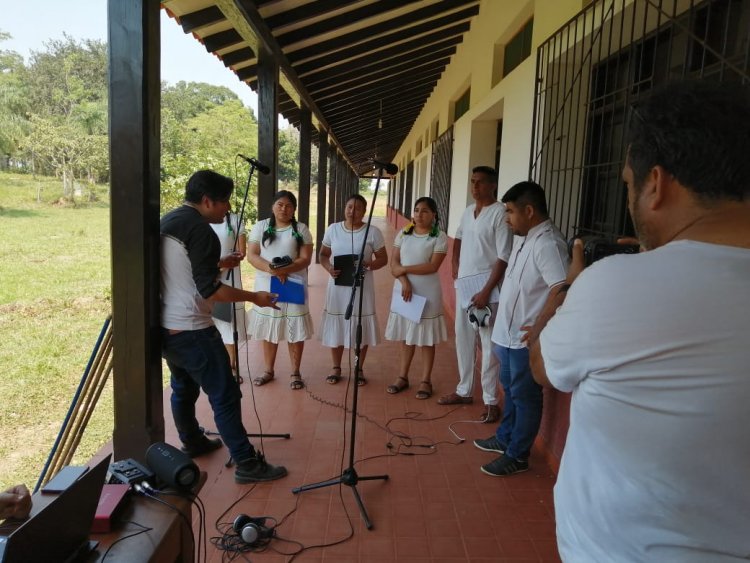 Entonación del Himno Nacional en Lengua Gwarayu