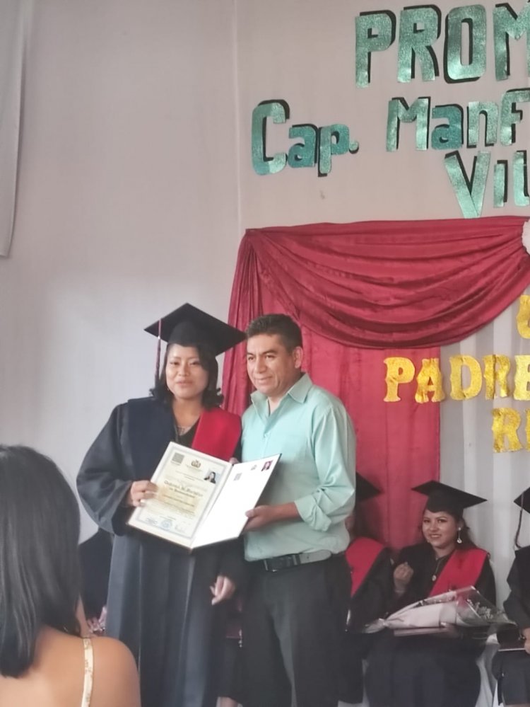 Acto de graduación U.E. Yaicuate