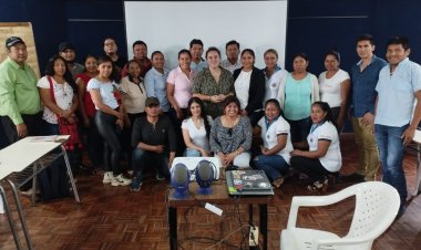 ILC-TAPIETE PRESENTE EN EL TALLER DE COMUNICACIÓN Y LOCUCION RADIAL EN SANTA CRUZ