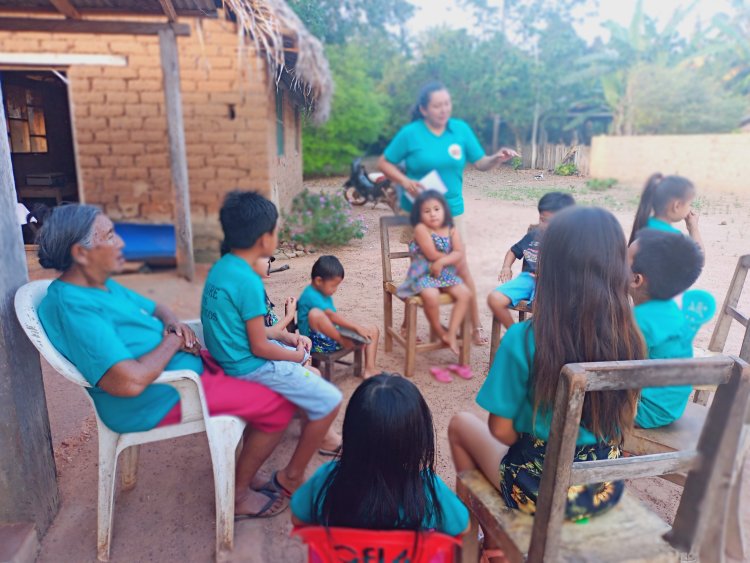 GAM BAURE APOYA CON UNIFORME A LOS NIÑOS Y NIÑAS DE LOS NIDOS LINGUISTICOS Y SABIAS HABLANTES DEL BAURE