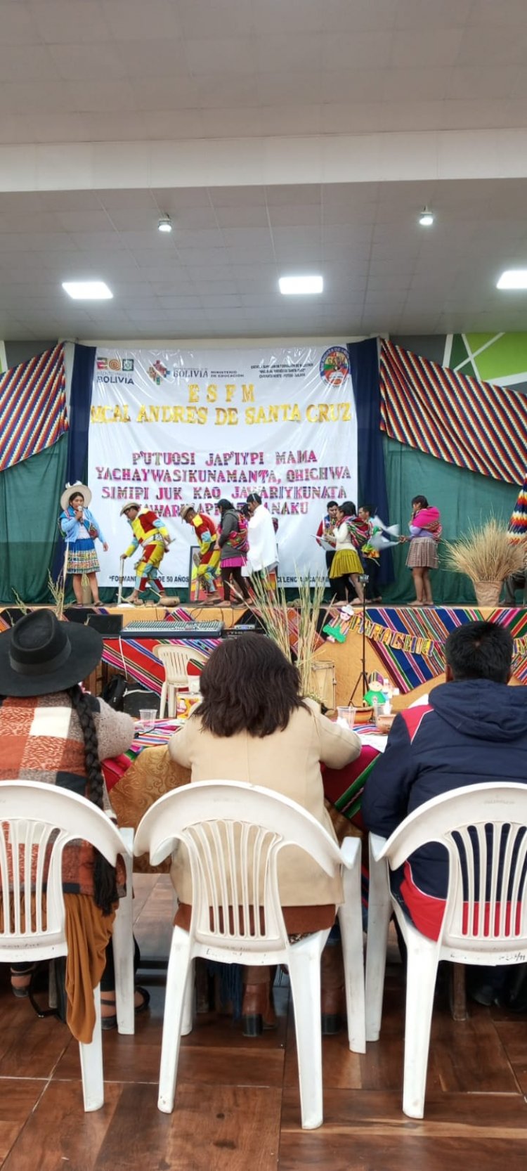 ILC QUECHUA  P'UTUQSI LLAQTAPI JAWARIY ATIPANAKUY APAKUSPA KARQA