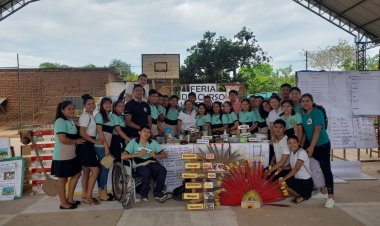 ILC BAURE CULMINA EL CURSO DE ALFABETIZACIÓN A ESTUDIANTES BACHILLERES DE LA U.E. CARMELO PARADA