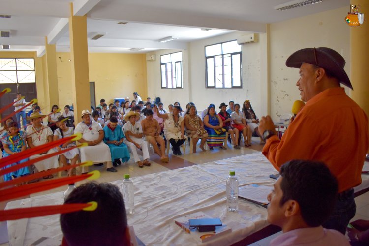 “DÍA INTERNACIONAL DE LA LENGUA MATERNA” Y “DÍA NACIONAL DE LAS LENGUAS Y CULTURAS DE LAS NACIONES Y PUEBLOS INDÍGENA ORIGINARIO CAMPESINOS Y AFROBOLIVIANOS”