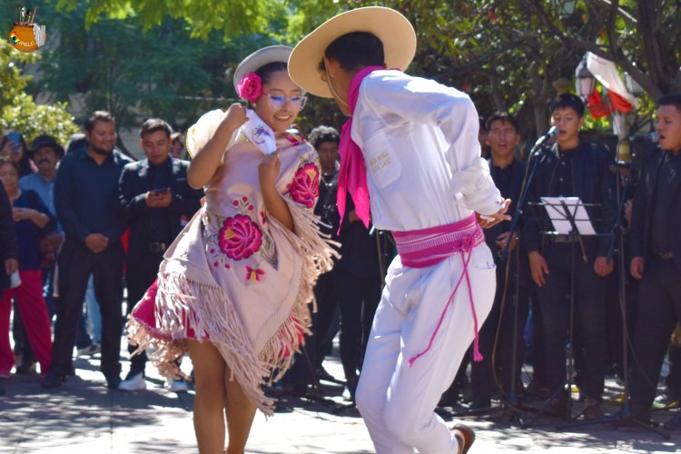 EL IPELC ENTREGA LA RESOLUCIÓN ADMINISTRATIVA N° 004/2024, QUE OFICIALIZA LA TRADUCCIÓN DEL HIMNO A TARIJA EN LENGUA GUARANI.