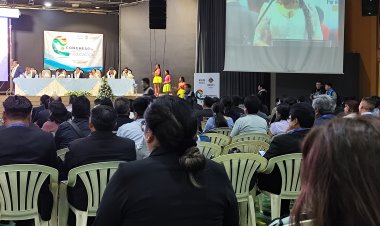 CONGRESO DE EDUCACIÓN DEPARTAMENTAL DE COCHABAMBA QUCHAPAMPA YACHAQAY-YACHACHIY JATUN TANTAKUY