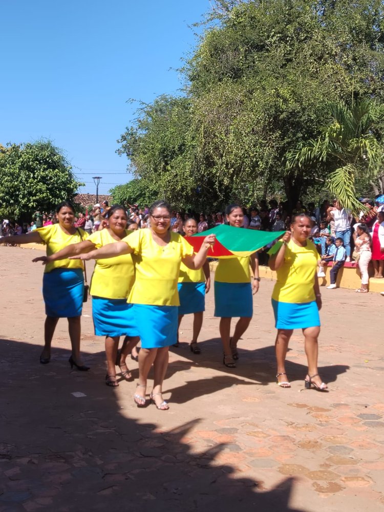 IPELC - ILC BAURE. LA NACIÓN BAURE RINDE HOMENAJE A NUESTRA QUERIDA PATRIA BOLIVIA EN SU BICENTENARIO