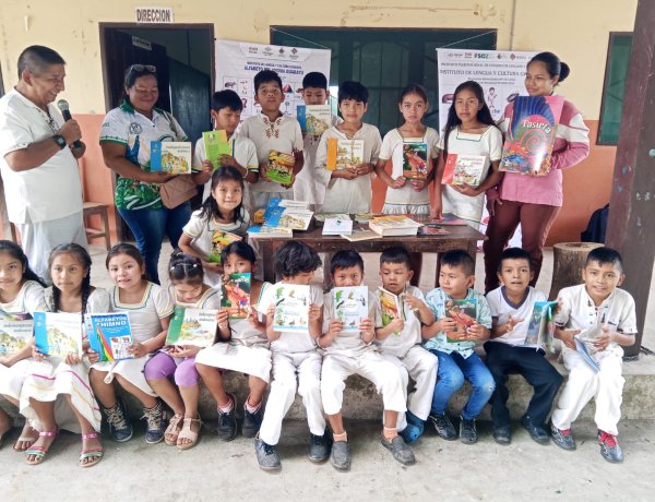 Entrega de material didáctico para fortalecer la enseñanza de la lengua Guarayu